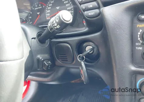 2001 Chevrolet Corvette from USA, damaged, VIN 1G1YY22G015126311